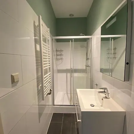 Centre With Roof Terrace And Parking With Additional Costs * Den Haag