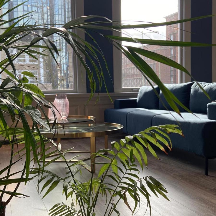 Centre With Roof Terrace And Parking With Additional Costs